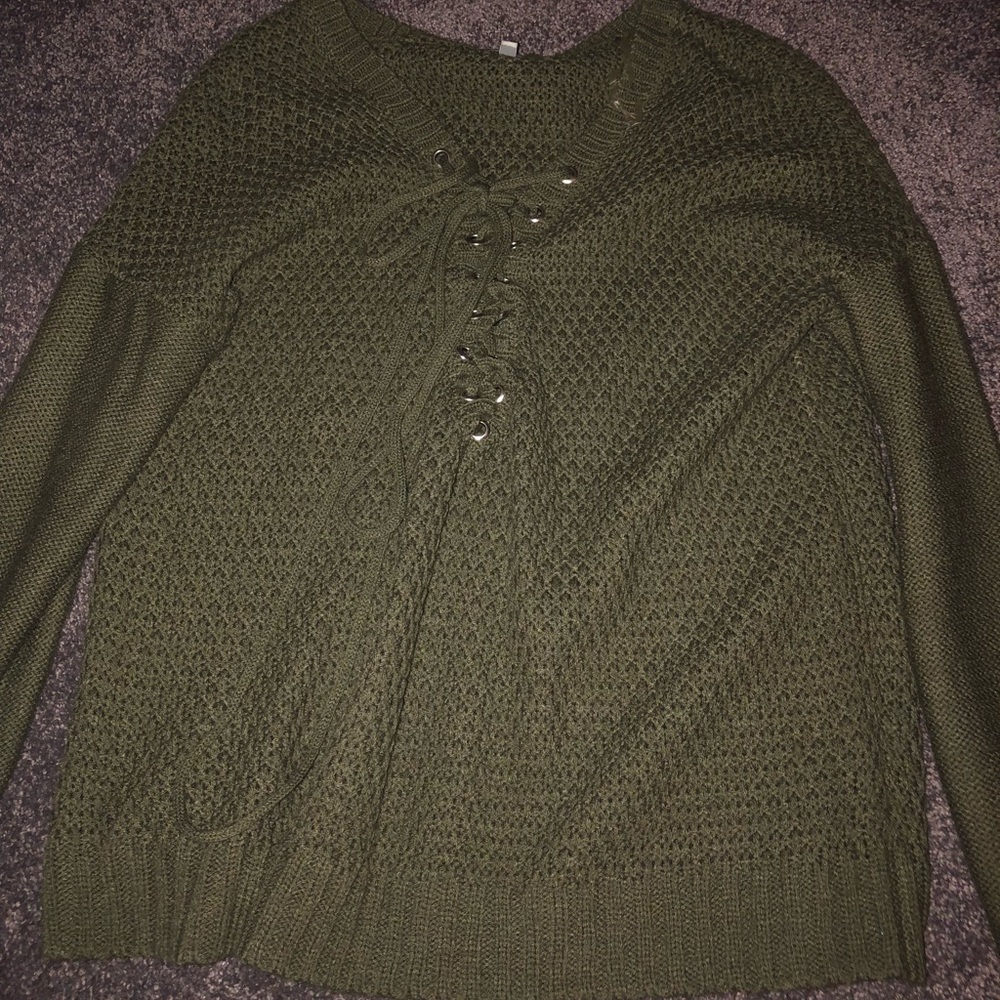 ARMY GREEN LONG SLEEVE